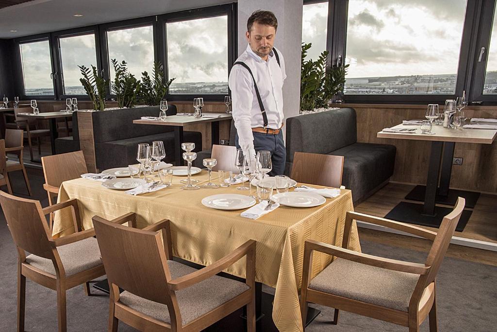 Hotel Restart Superior Jičín Εξωτερικό φωτογραφία