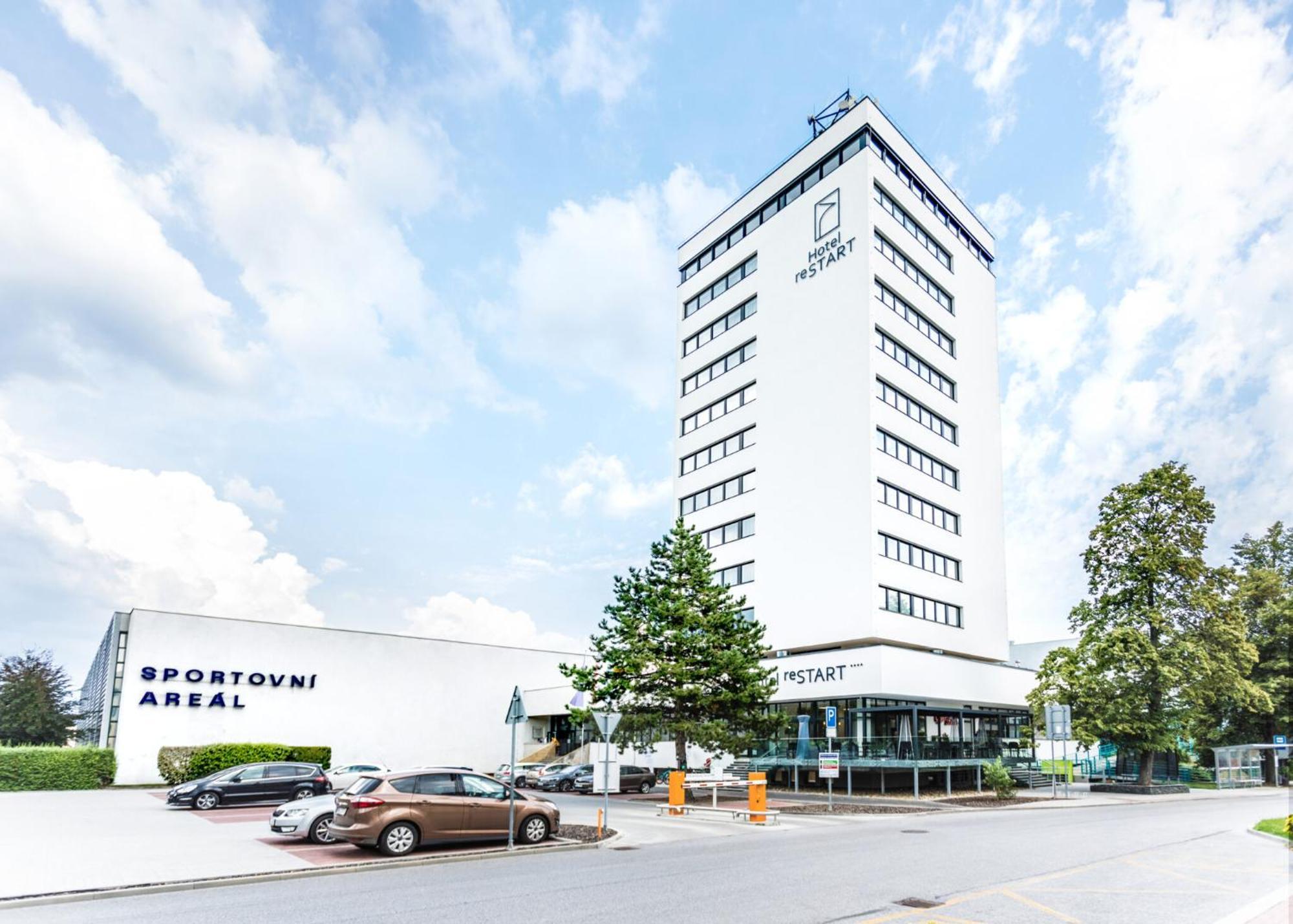 Hotel Restart Superior Jičín Εξωτερικό φωτογραφία